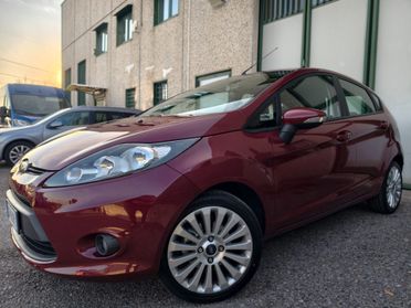 Ford Fiesta 1.2 BENZINA 5 PORTE NEOPATENTATI PARI AL NUOVO