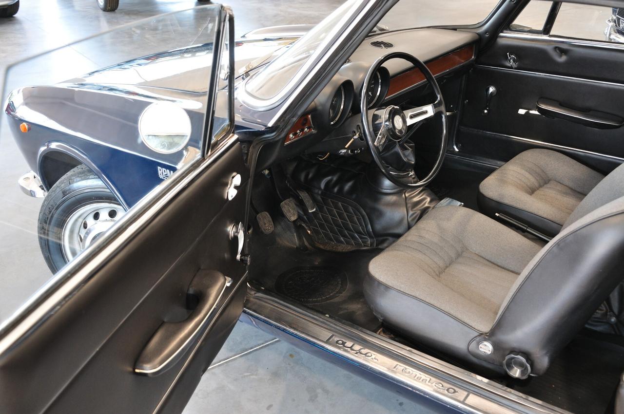 Alfa Romeo GT 1300 Junior ASI Oro conservata