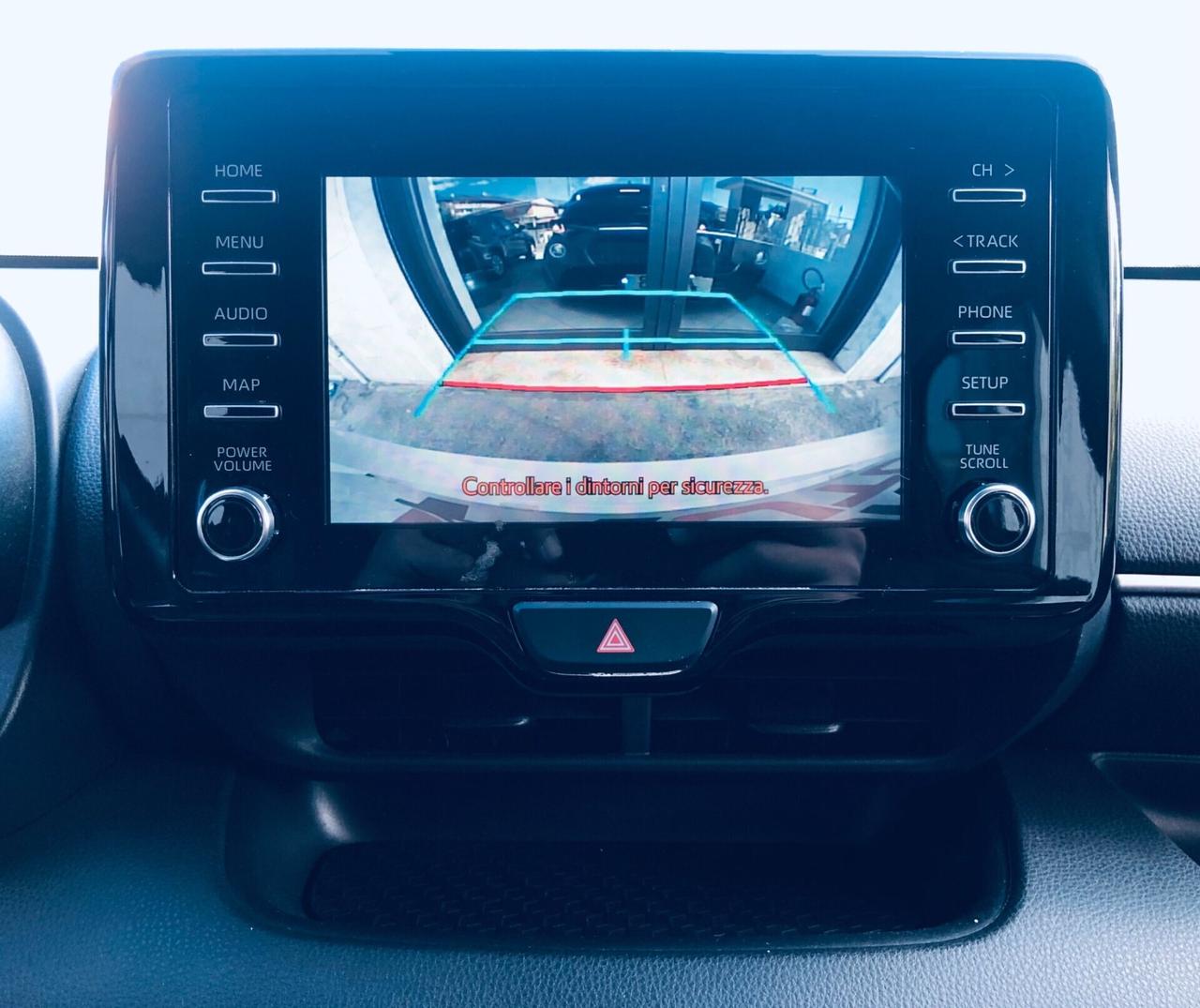 Toyota Yaris 1.5 Hybrid Business TELECAMERA