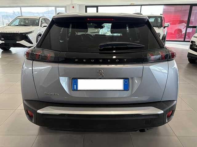 Peugeot 2008 1.2 PureTech 100 CV Allure