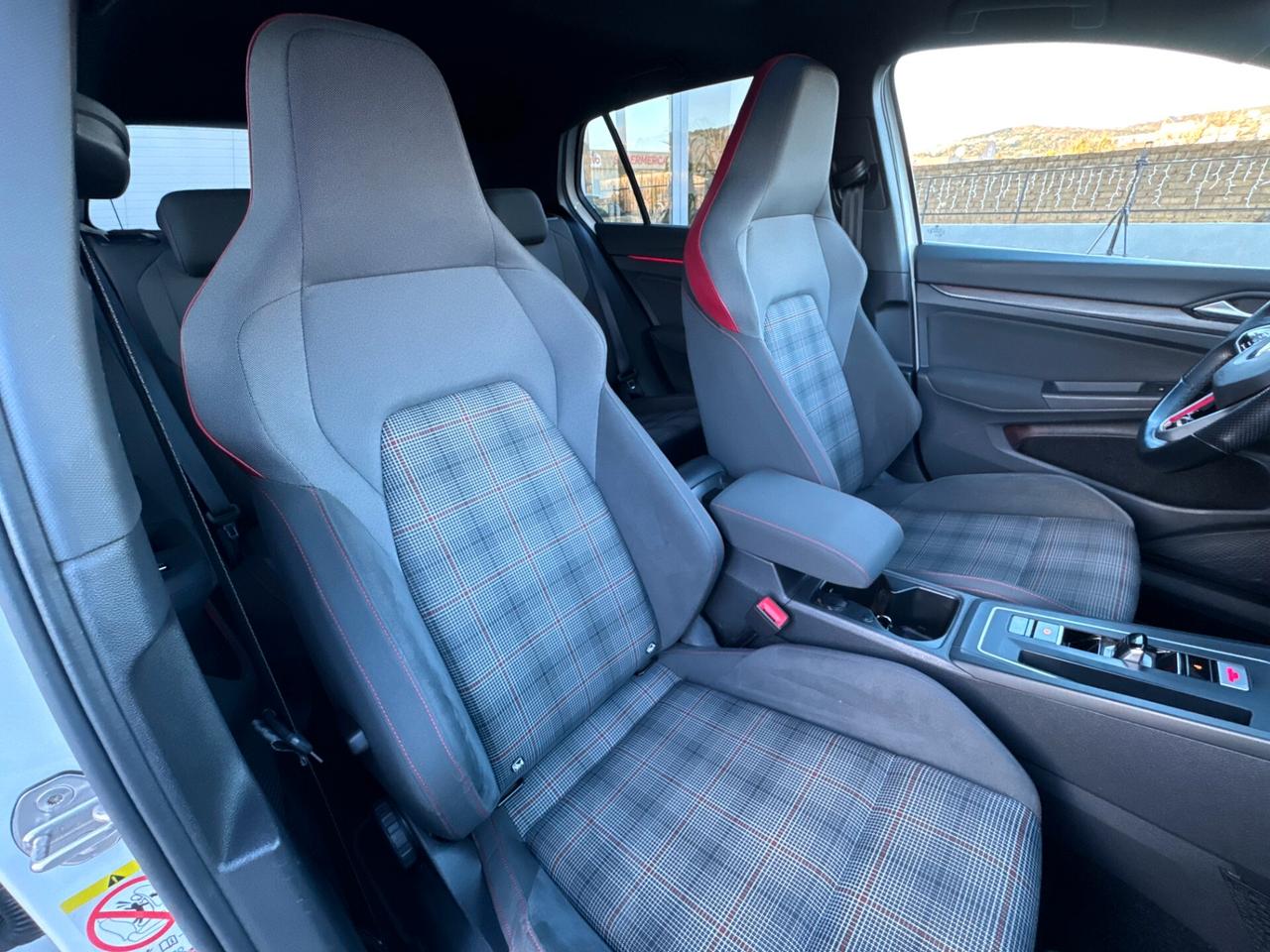 Volkswagen Golf 2.0 TSI GTI*TETTO*HARMAN*FEND*CERCHIR*CAMERA*IQLIGHT*