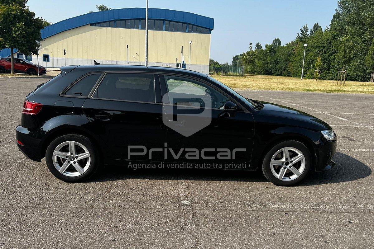AUDI A3 1.6 TDI S tronic Business