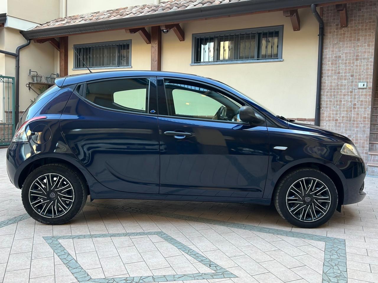 Lancia Ypsilon 1.2 69 CV 5 porte GPL Ecochic Gold 2019