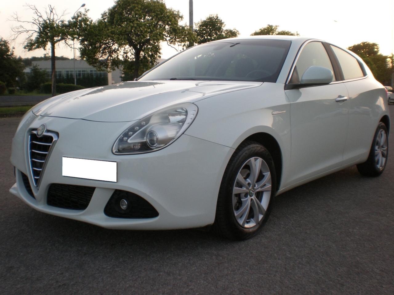 Alfa Giulietta 1.6 td, full, da vetrina