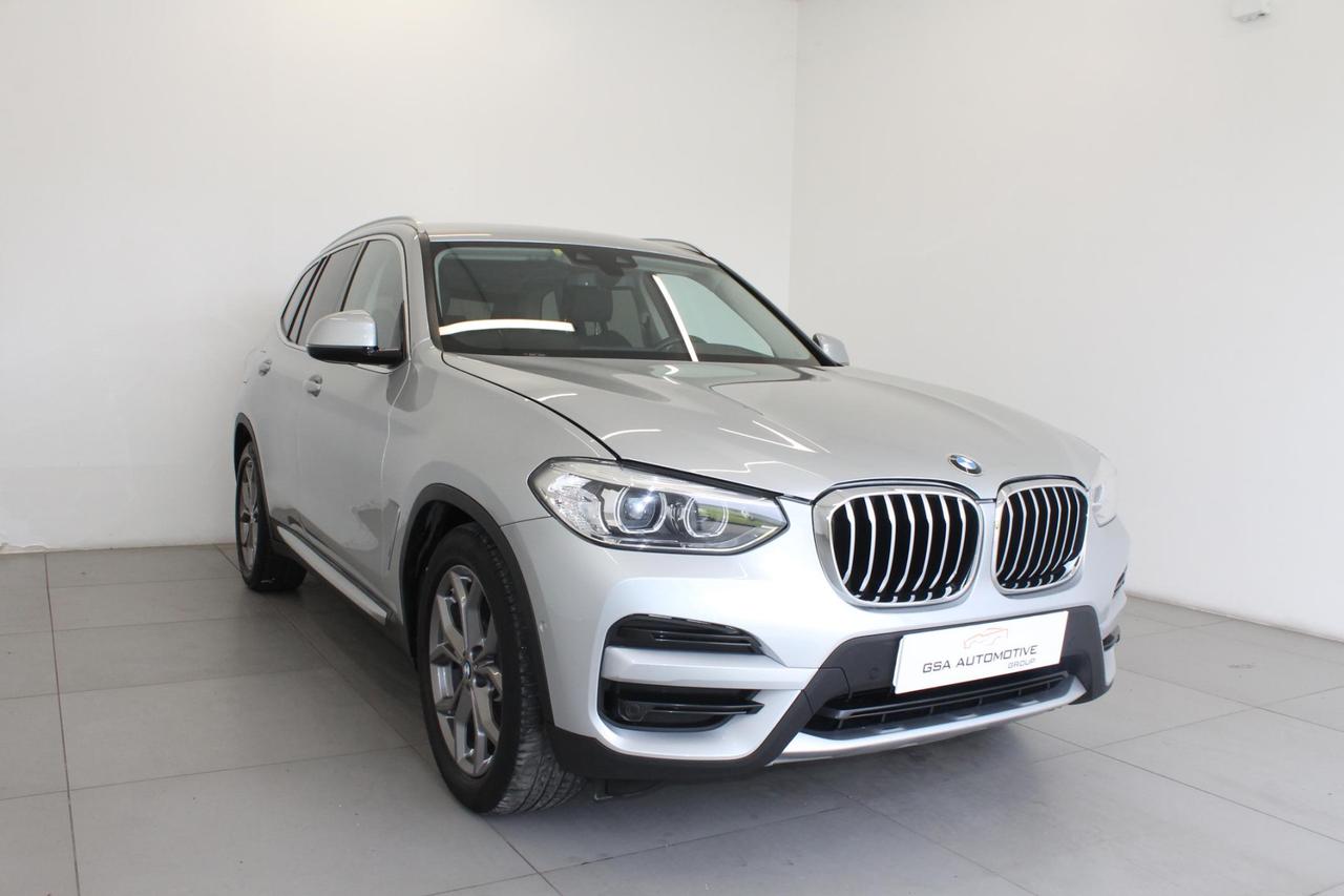 BMW X3 Sdrive 18d X-LINE Auto
