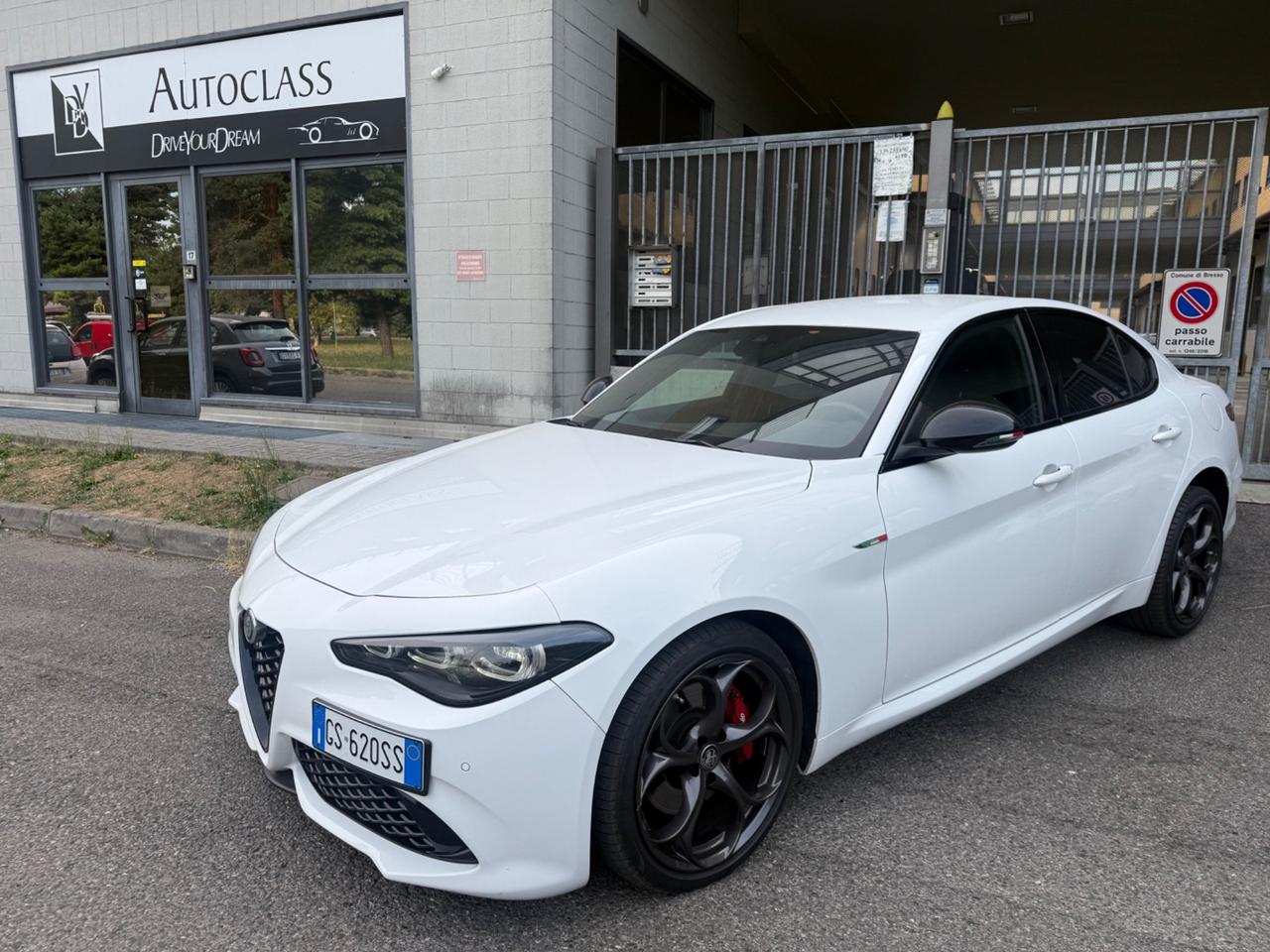 Alfa Romeo Giulia 2.2 Turbodiesel 210 CV AT8 AWD Q4 Tributo Italiano