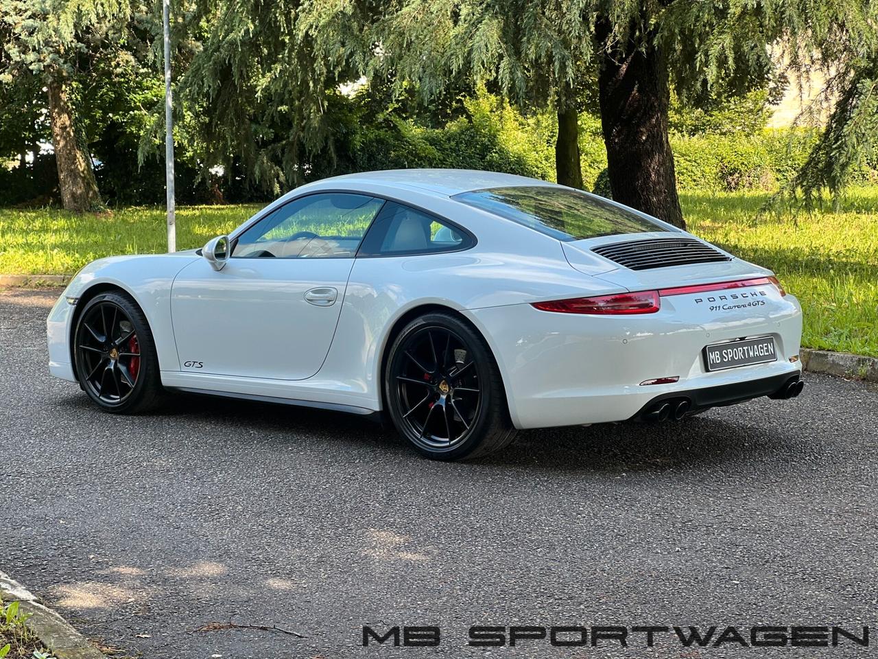Porsche 911 3.8 Carrera 4 GTS Coupé