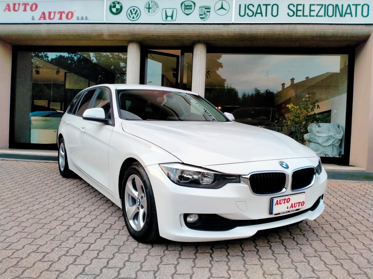 BMW 320 TOURING F31 EFF. DYNAMIC 163CV / PELLE TOTALE / VETRI PRIVACY / STEPTRONIC