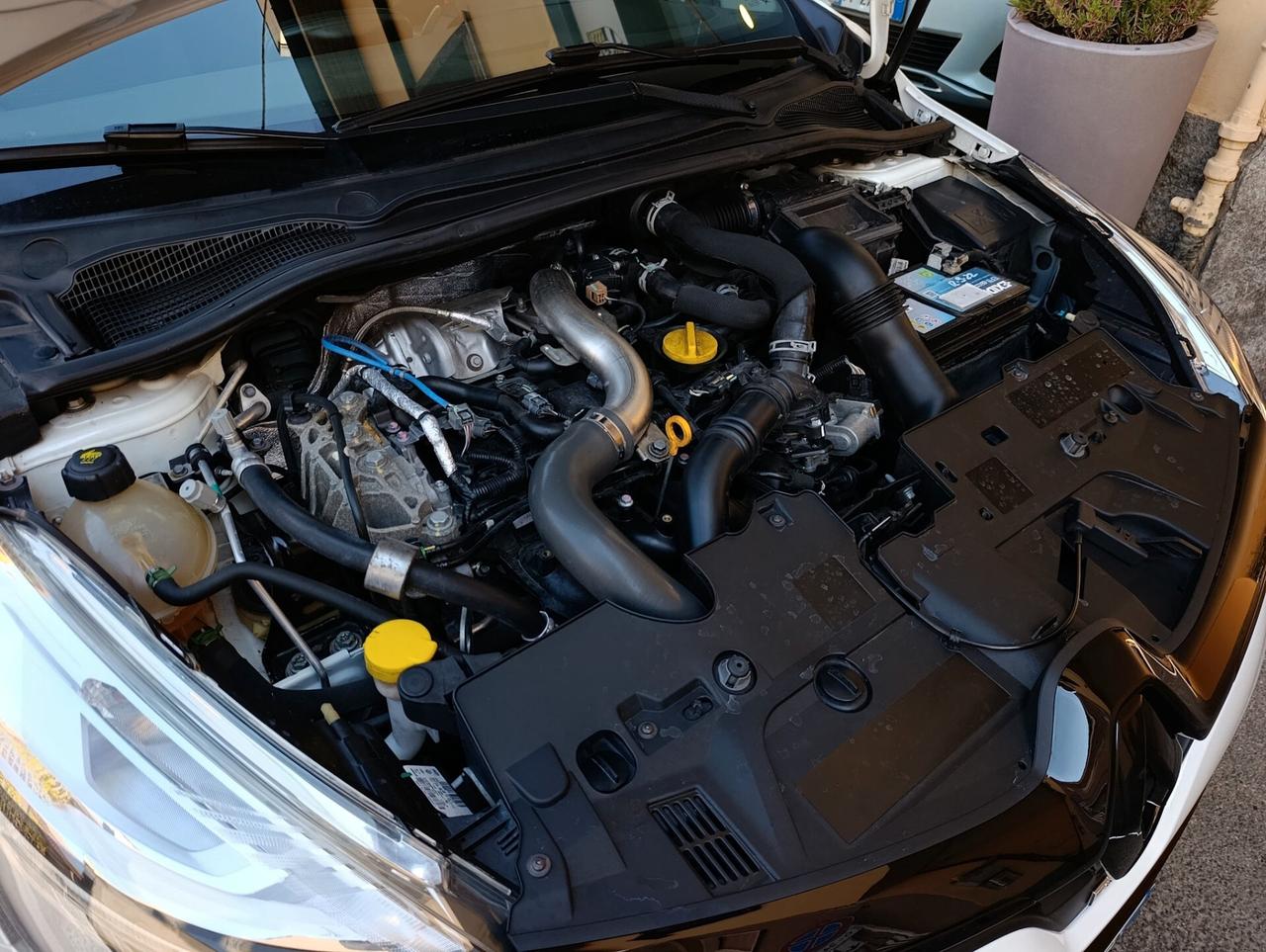 Renault Clio TCe 220CV EDC 5 porte Energy R.S. Trophy