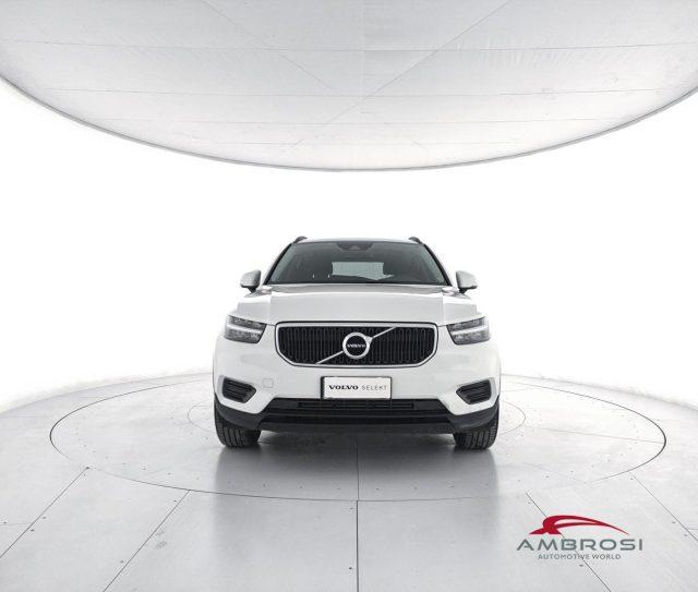 VOLVO XC40 T3 Momentum