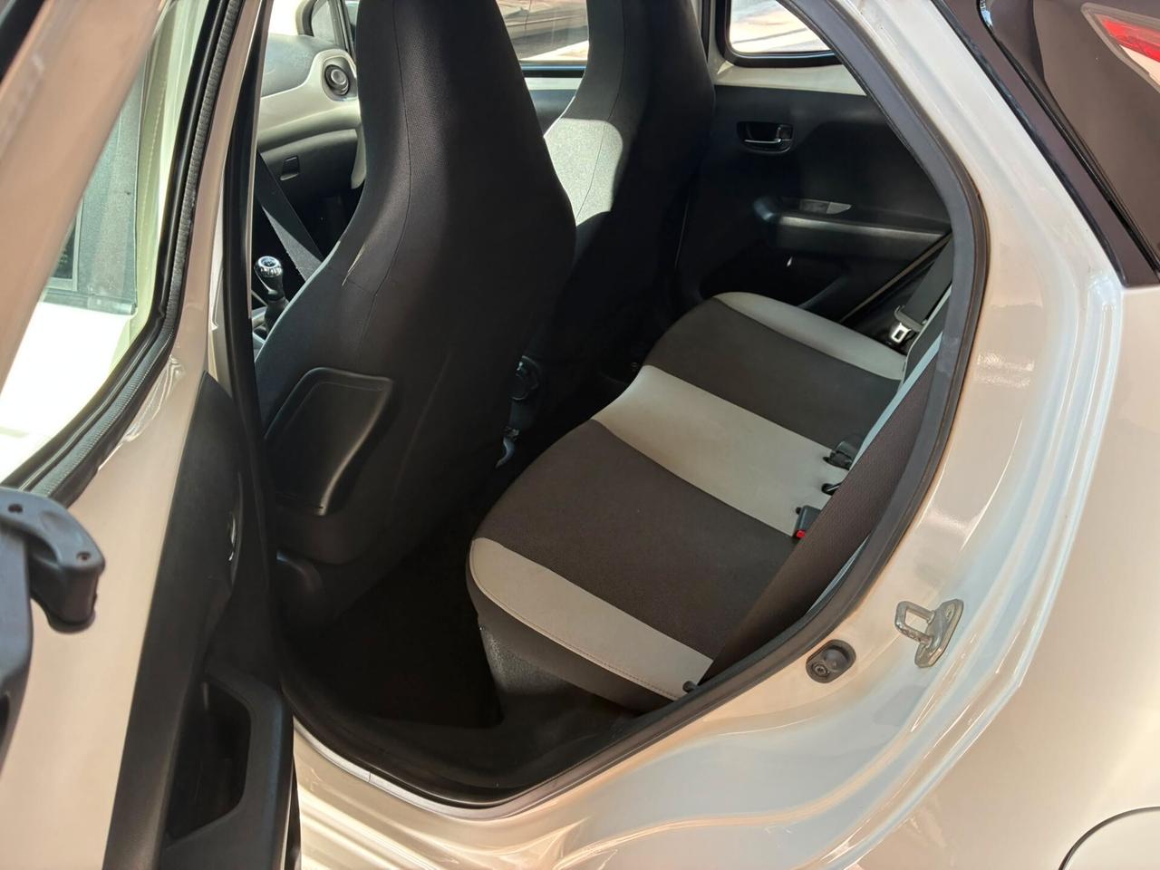 Toyota Aygo 1.0 5p 17.000km pari al nuovo-18
