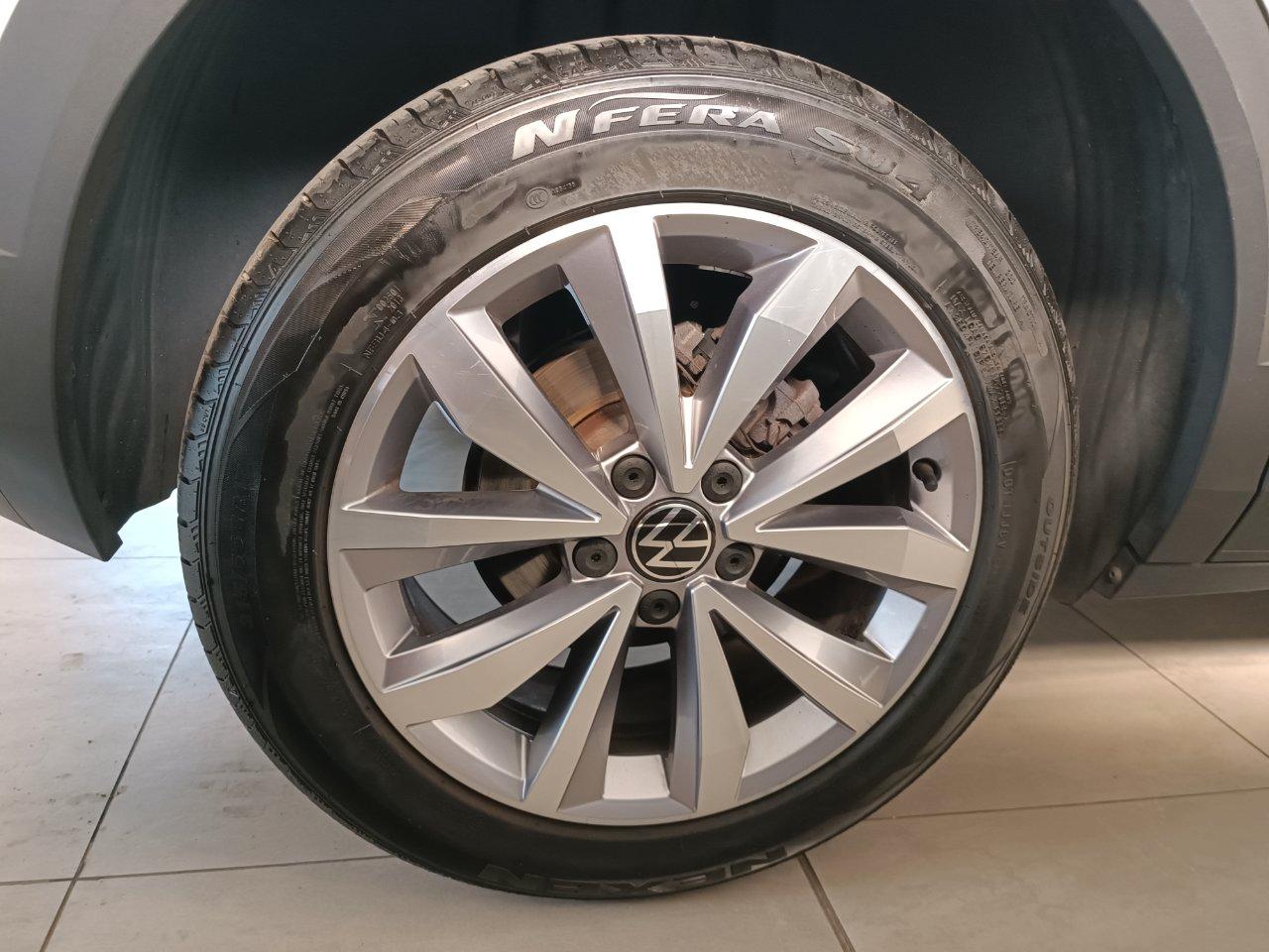 Volkswagen T-Roc 1.0 tsi 110cv