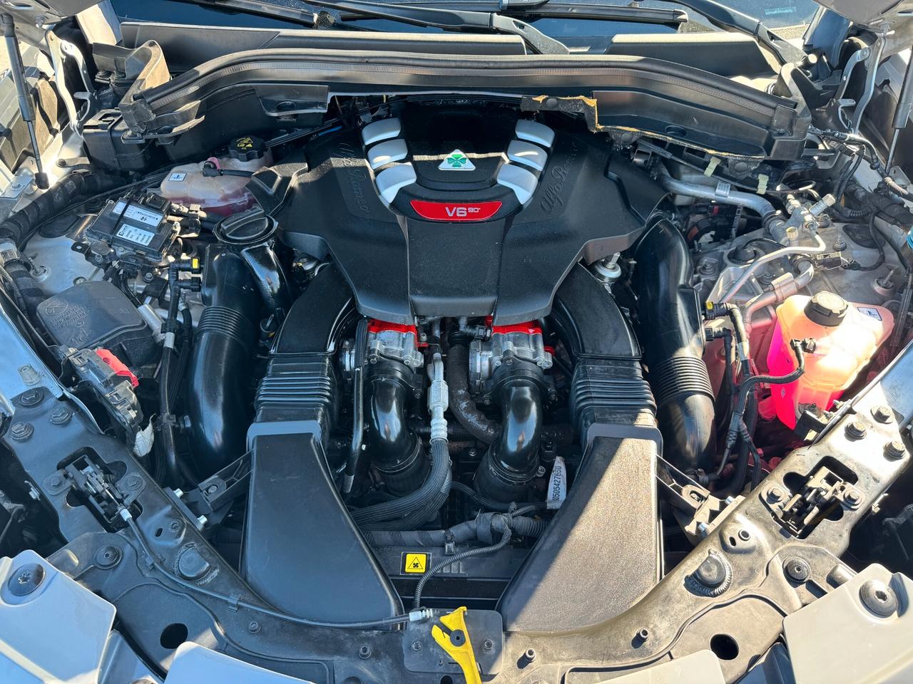 Alfa Romeo Stelvio 2.9 Bi-Turbo V6 510 CV AT8 Quadrifoglio