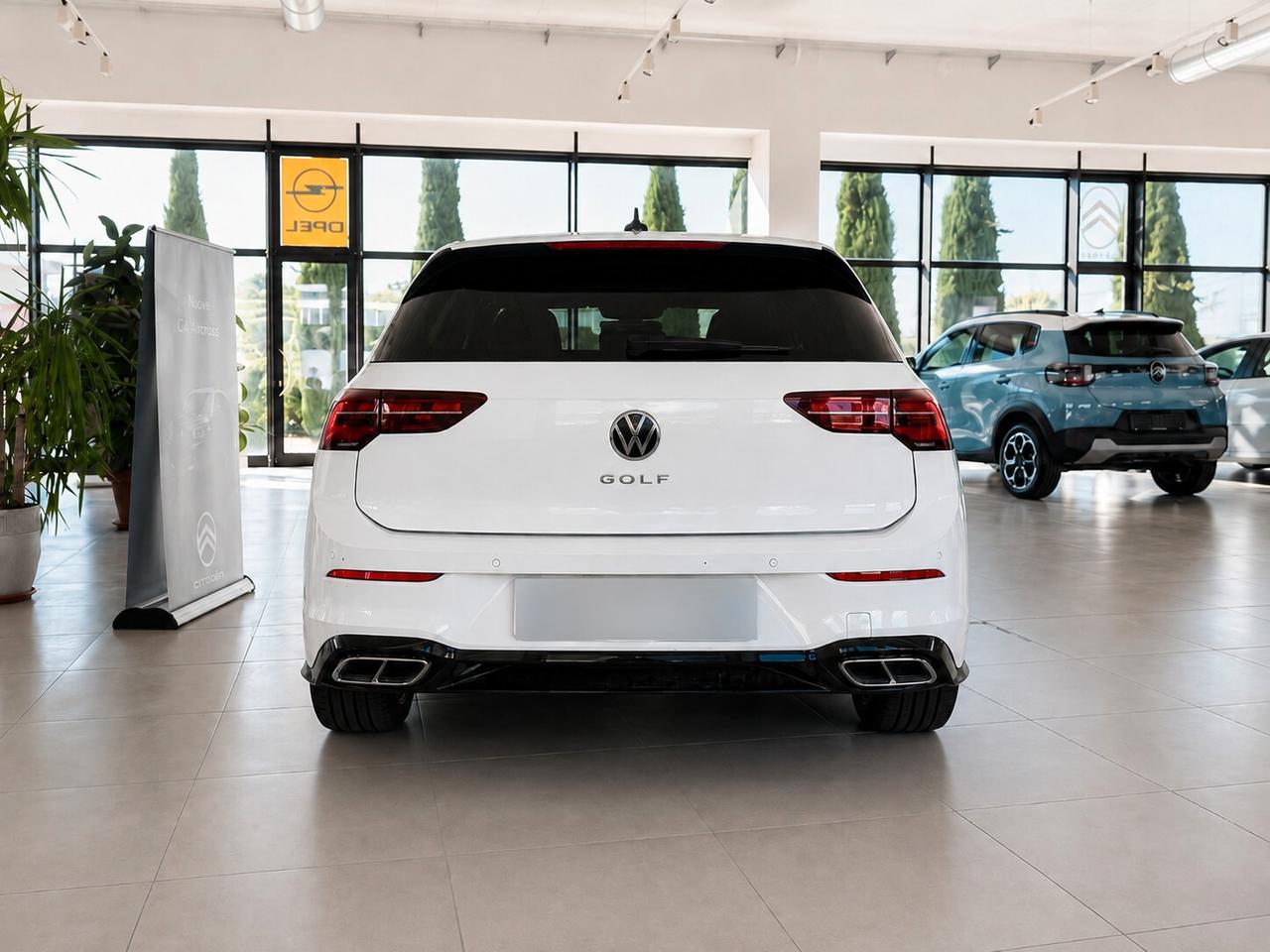 Volkswagen Golf 1.5 TSI 150 CV EVO ACT R-Line