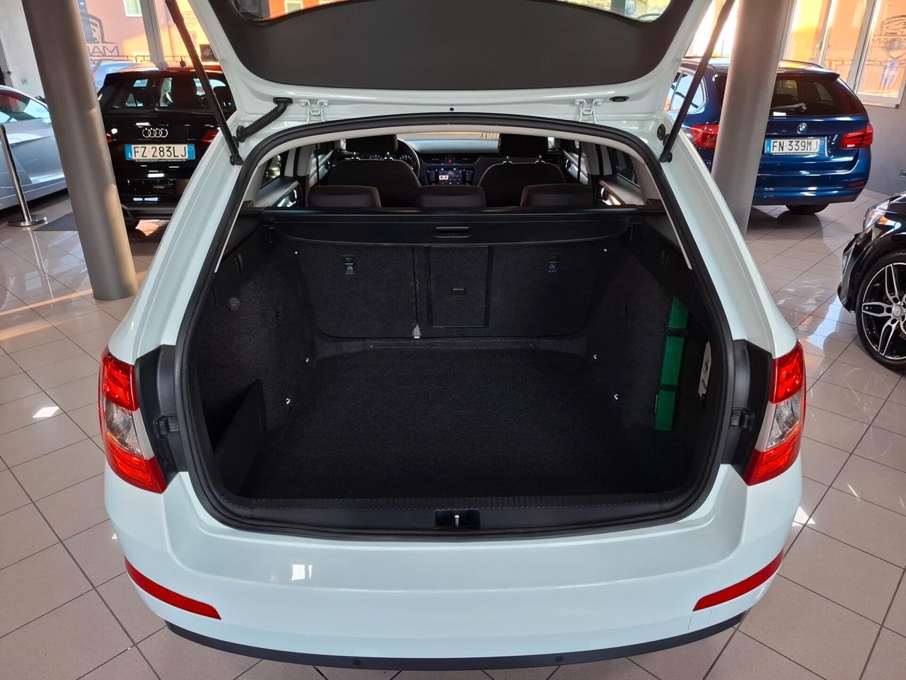 Skoda Octavia 1.6 TDI NEOPATENTATO