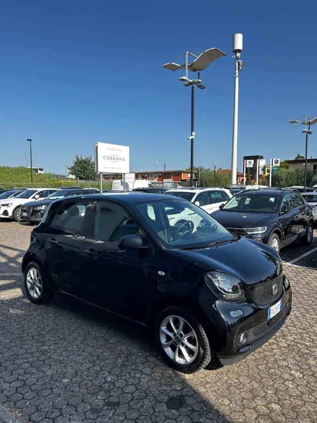 SMART ForFour 70 1.0 Passion