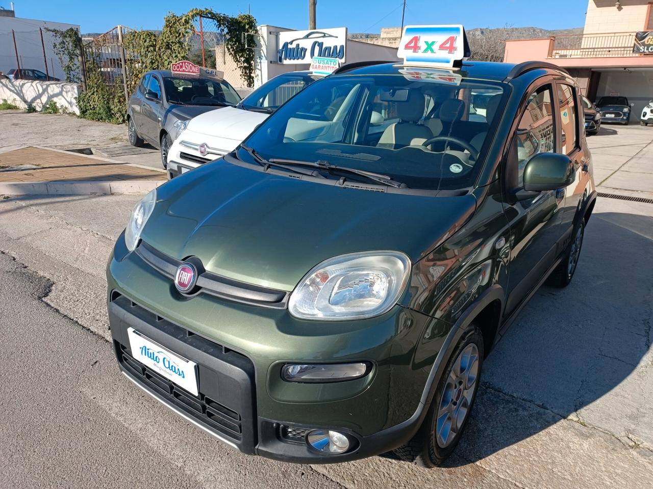 Fiat Panda 1.3 MJT 16V DPF 4x4 Climbing