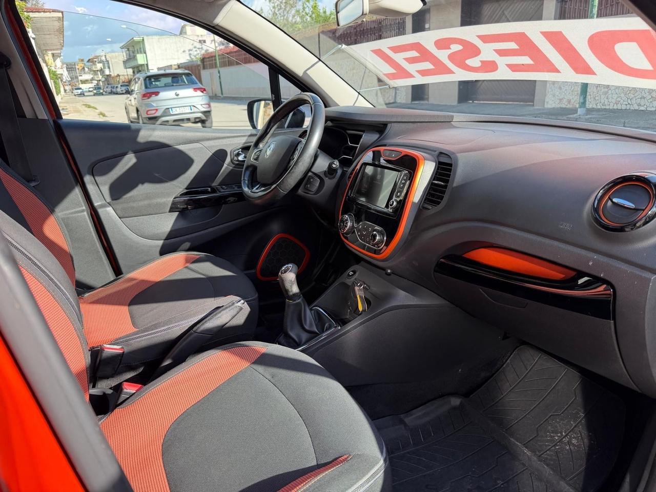 Renault Captur dCi 8V 90 CV EDC Start&Stop Energy Iconic