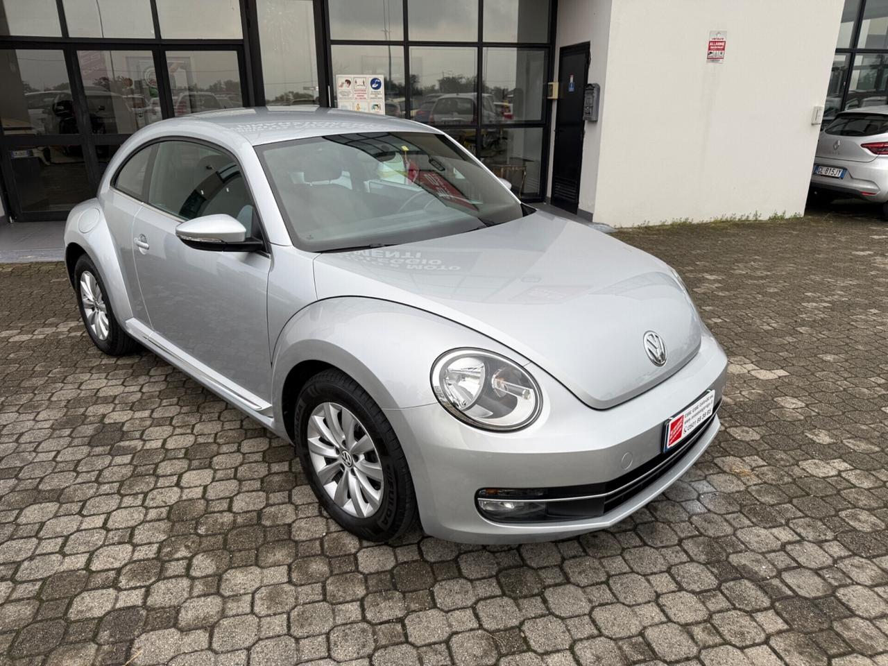 Volkswagen Maggiolino 1.6 tdi|UNIPRO|NEOPATENTATI