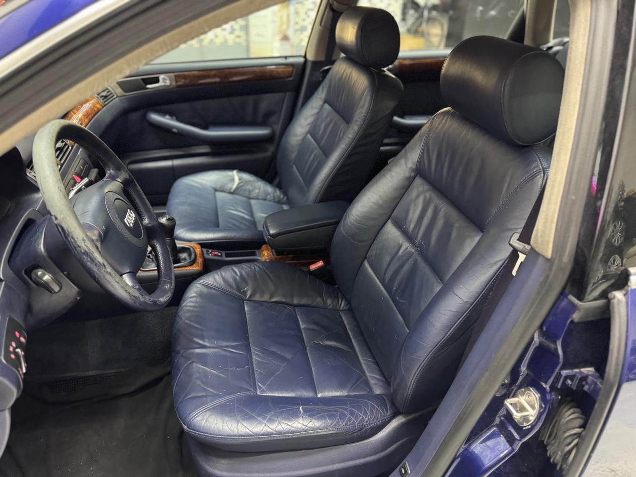 Audi A6 2.5 V6 TDI/180 CV cAvant quattro