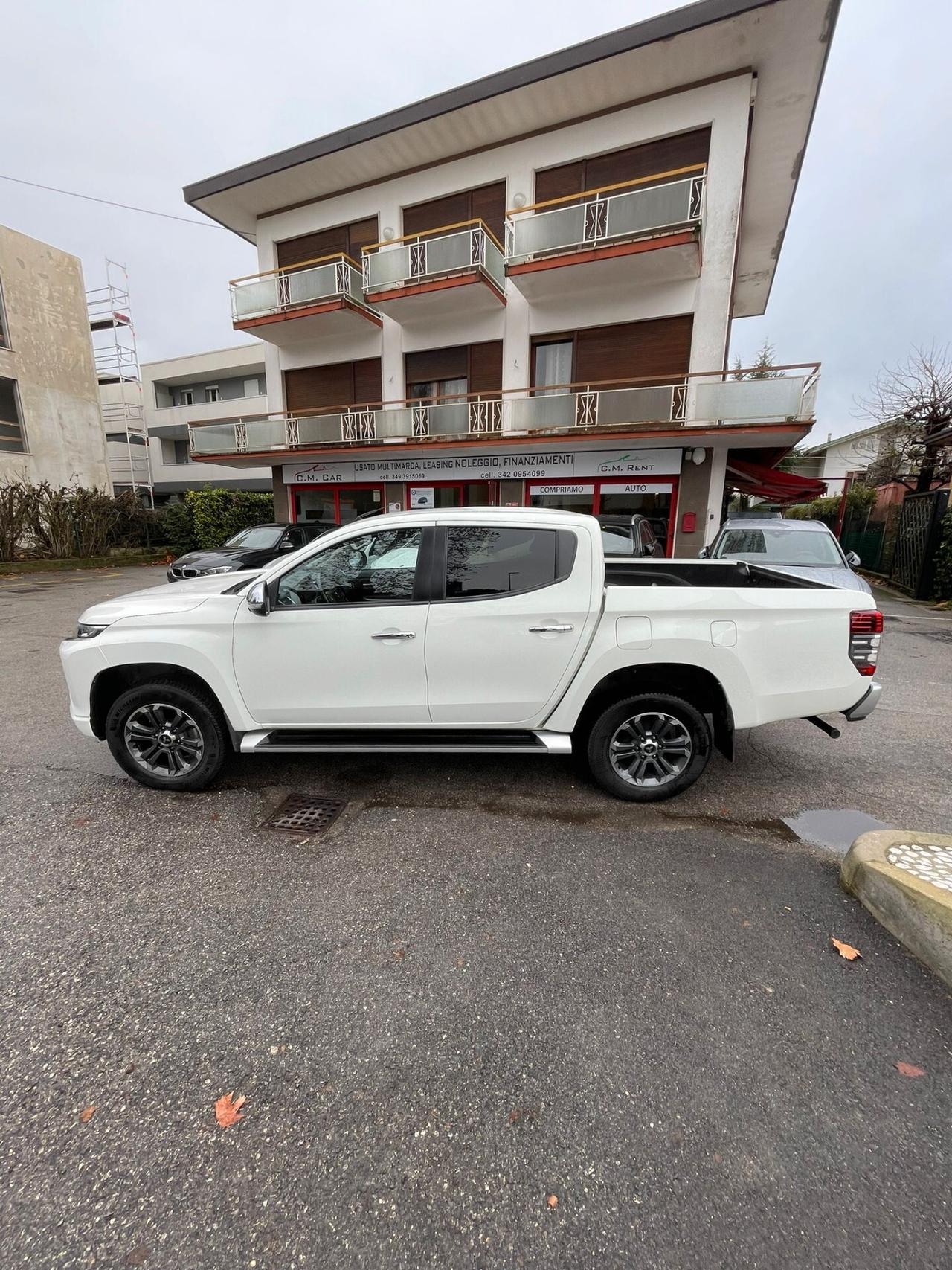 Mitsubishi L200 d.cab 2.3d Intense 4wd 150cv