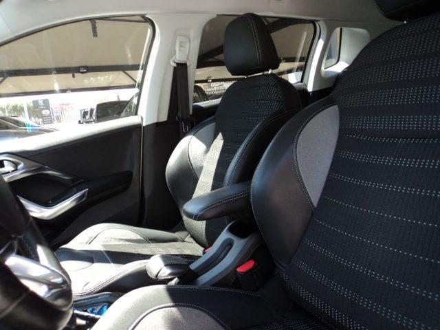 PEUGEOT 2008 1° serie BlueHDi 100 Black Matt