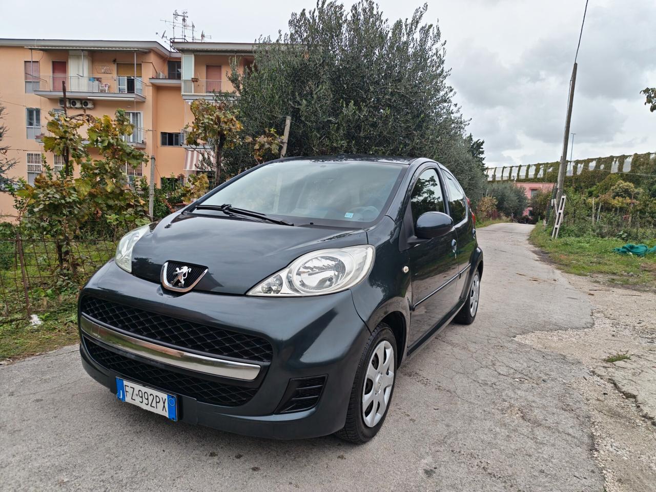 Peugeot 107 RESTYLING CON CARPLAY FUNZIONA TUTTO