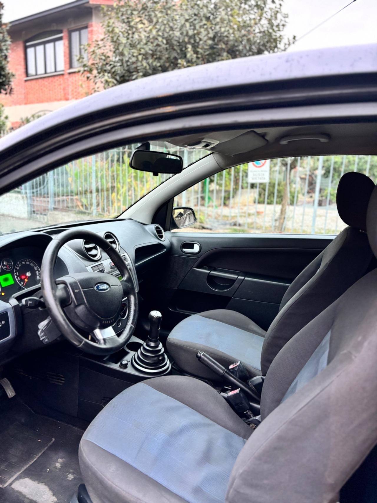 Ford Fiesta 1.4 TDCi 3p. Ghia