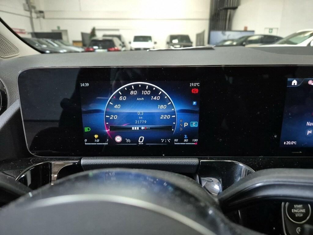 Mercedes GLA 180 180 D Advanced 8G-DCT