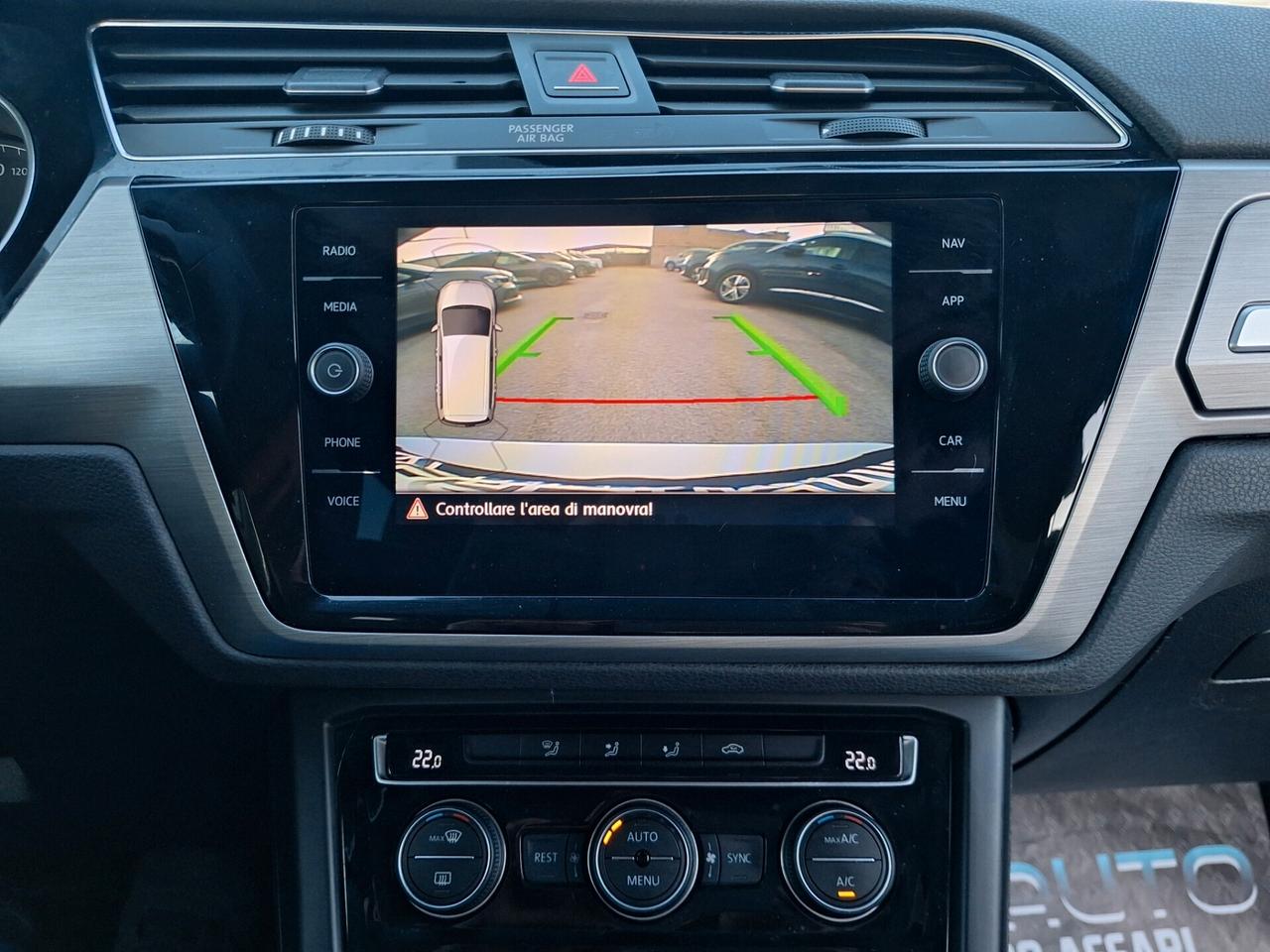Volkswagen Touran 2.0 TDI 150cv Business NAV+RETROCAM. 2019