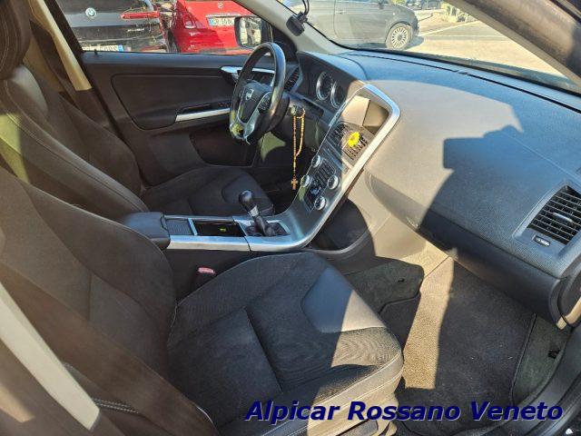 VOLVO XC60 D3 AWD Momentum