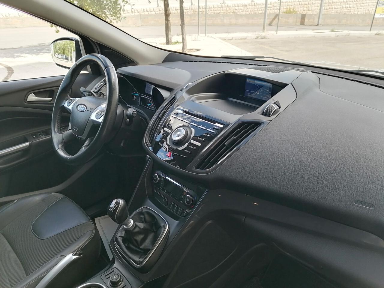 Ford Kuga 2.0 TDCI 150 CV 4X4 TITANIUM *116.000 km* 2015