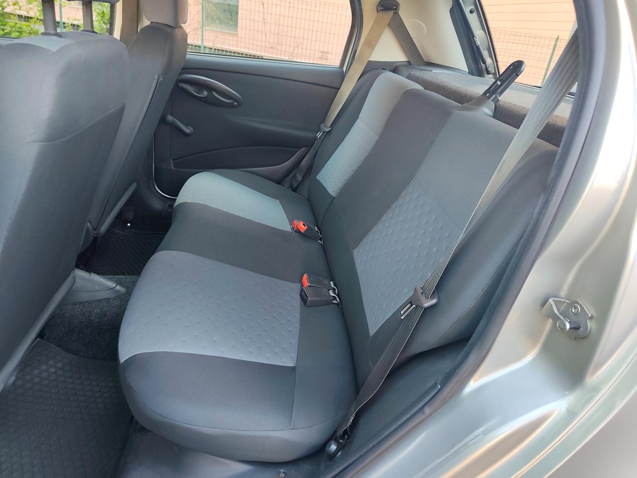 Fiat Punto 1.2 Benz euro 4 60 Milà km 5 p