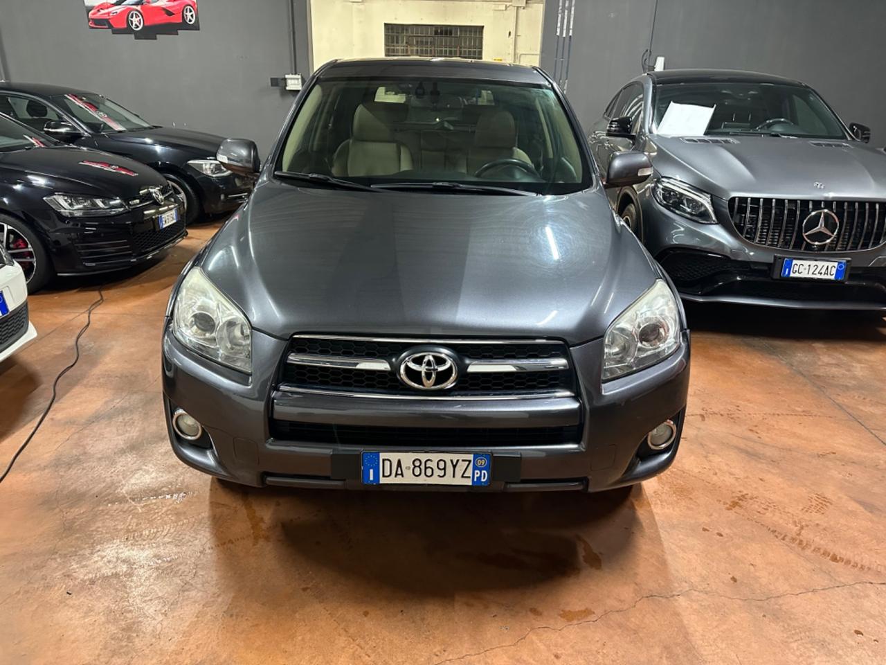 Toyota RAV 4 RAV4 Crossover 2.2 D-4D 150 CV DPF Luxury
