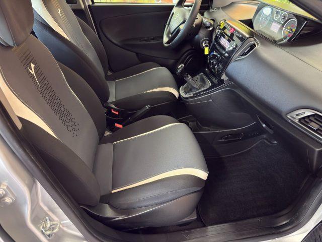 LANCIA Ypsilon 1.3 MJT 16V 95 CV 5 porte S&S Elefantino