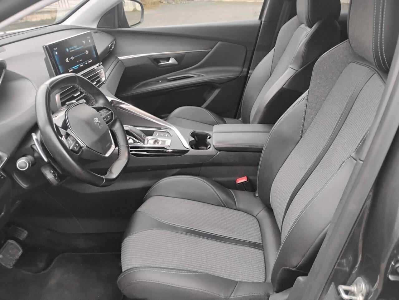 Peugeot 3008 BlueHDi 130 S&S EAT8 Allure