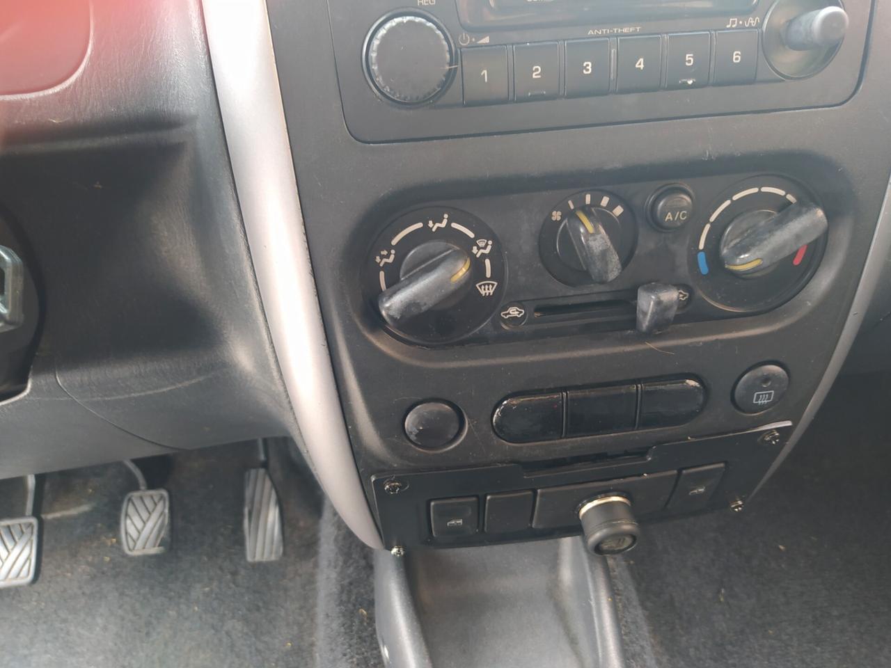Suzuki Jimny 1.5 DDiS cat 4WD JLX