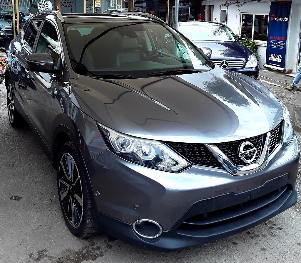 NISSAN QASQHAI 1.5 dci 4X4 tekna