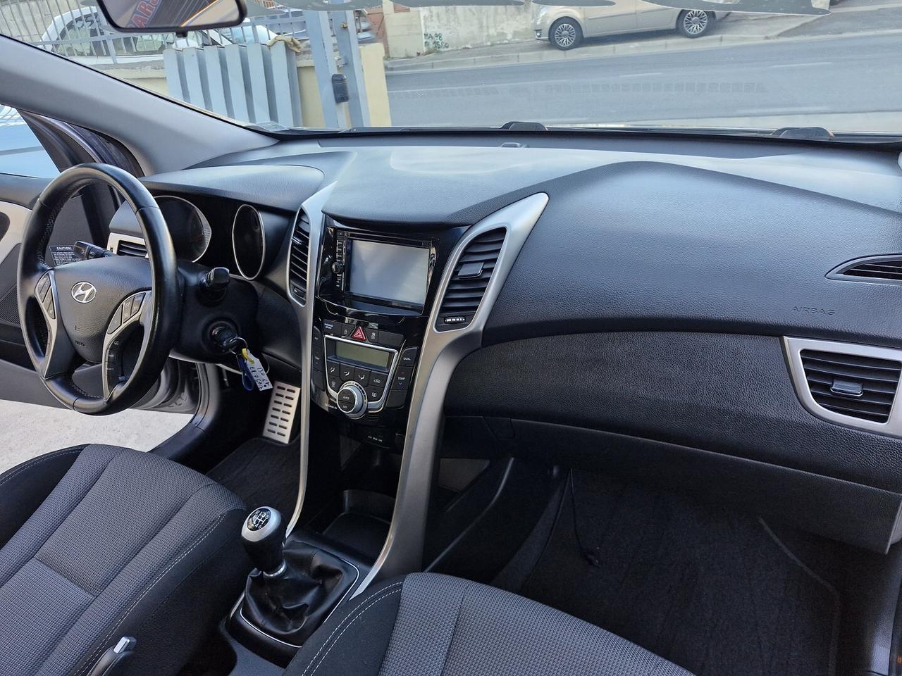 HYUNDAI I30 1.6 CRDi128CV TAGLIANDATA HYUNDAI