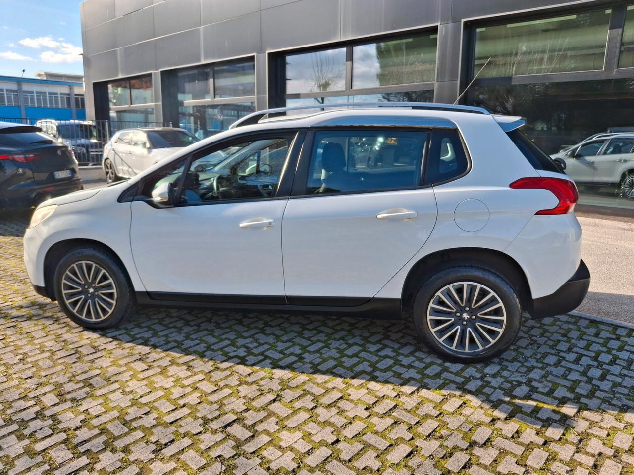 Peugeot 2008 1.6 e-HDi 92 CV Stop&Start Urban Cross
