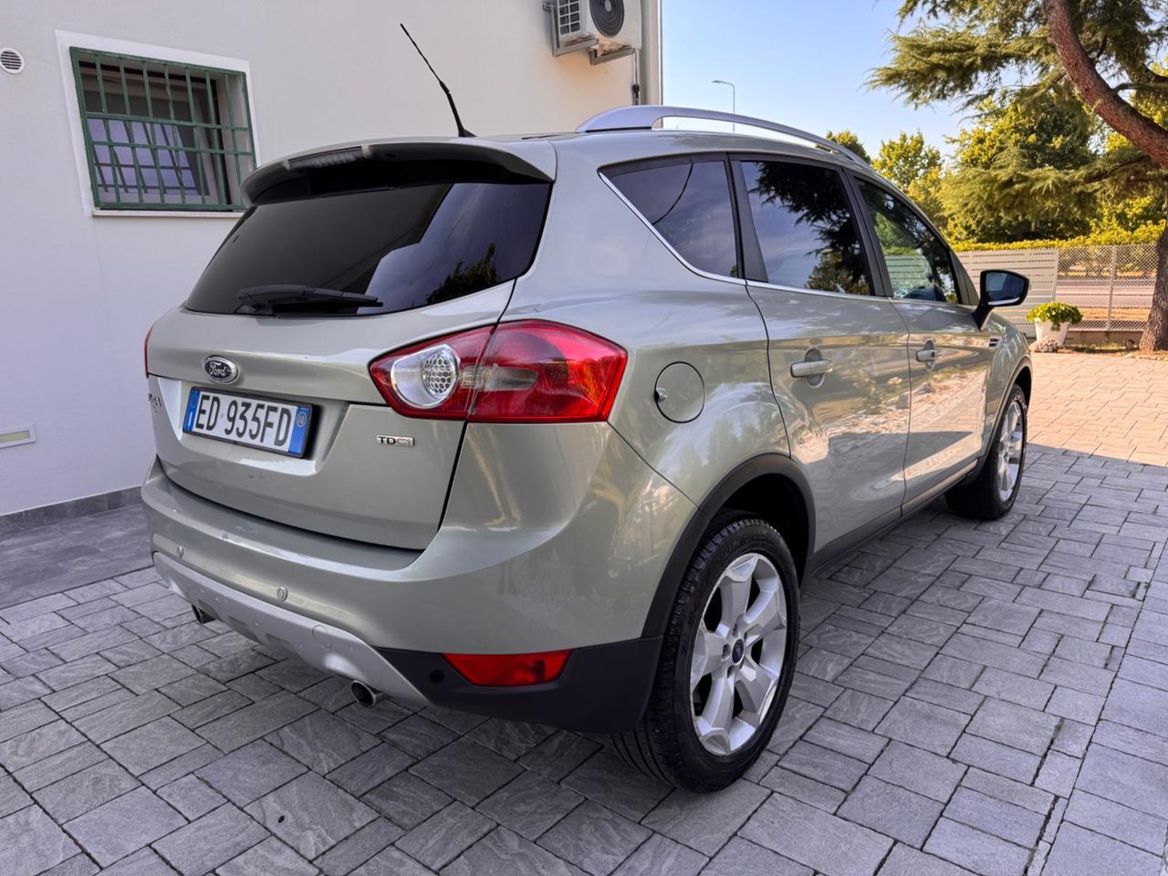 Ford Kuga 2.0 TDCi 136 CV 4WD Titanium DPF