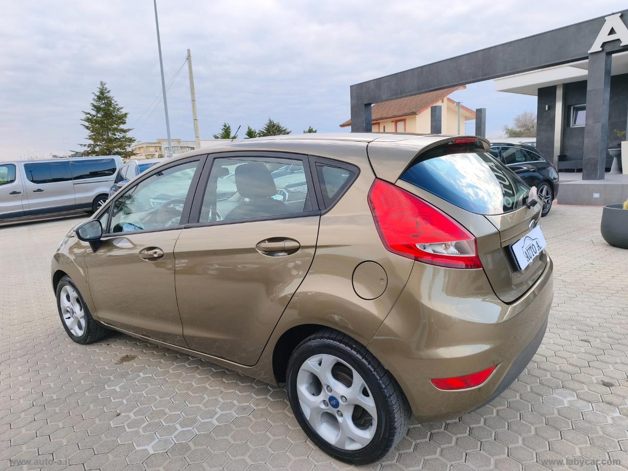 FORD Fiesta 1.4 TDCi 70 CV 5p. Titanium