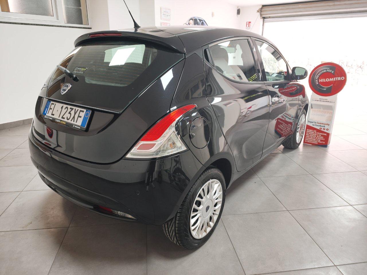 Lancia Ypsilon 5 Porte Ypsilon 1.2 Gold 69cv my16