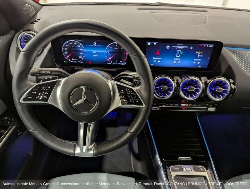 Mercedes-Benz GLA 200 D 4MATIC PROGRESSIVE ADVANCED AUTOMATIC