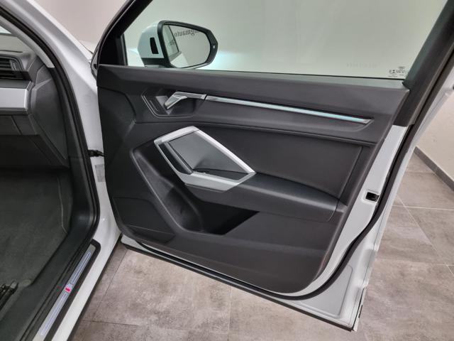 AUDI Q3 SPB 35 TDI S tronic S line edition