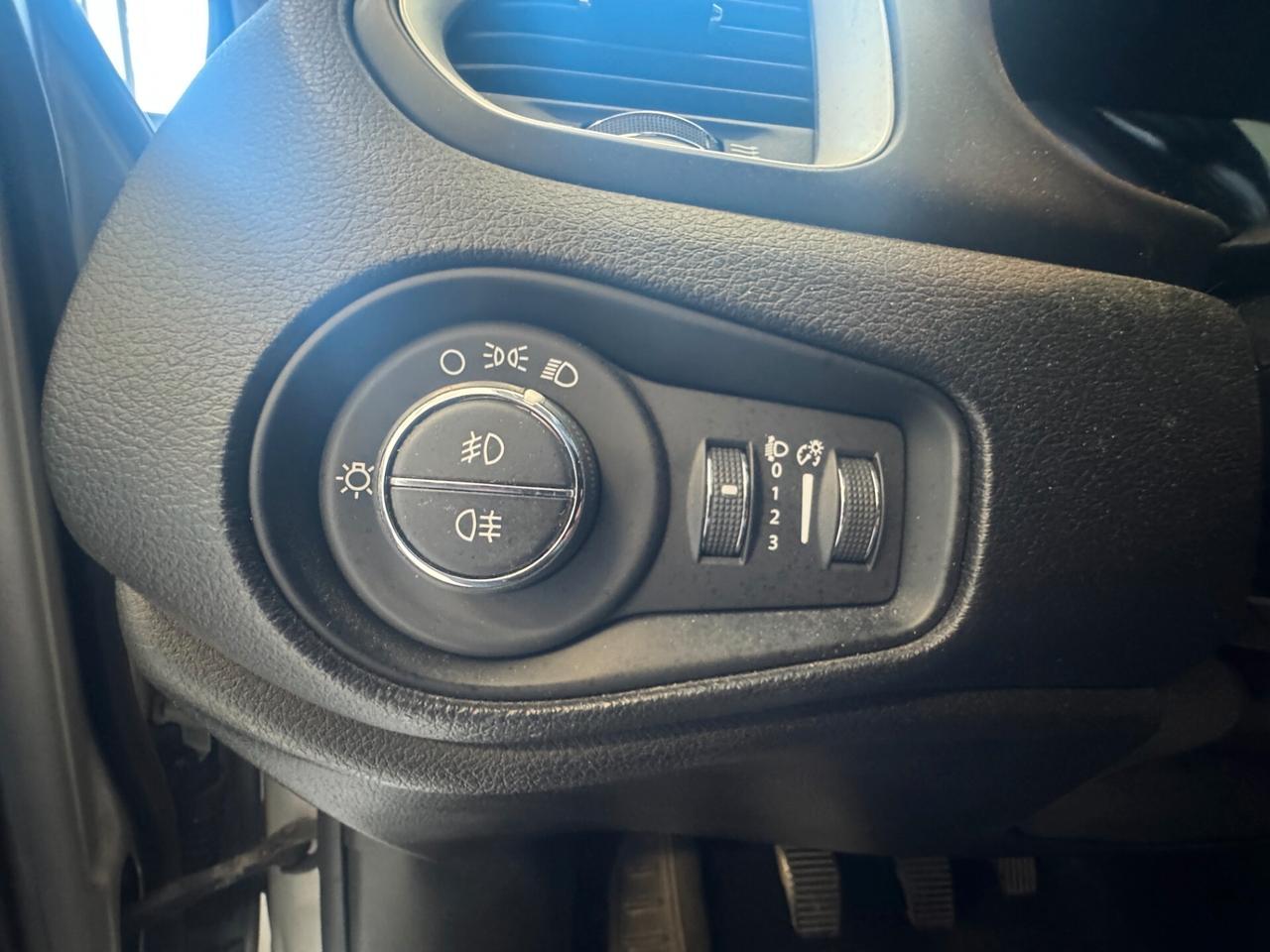 Jeep Renegade 1.6 Mjt 120 CV Longitude