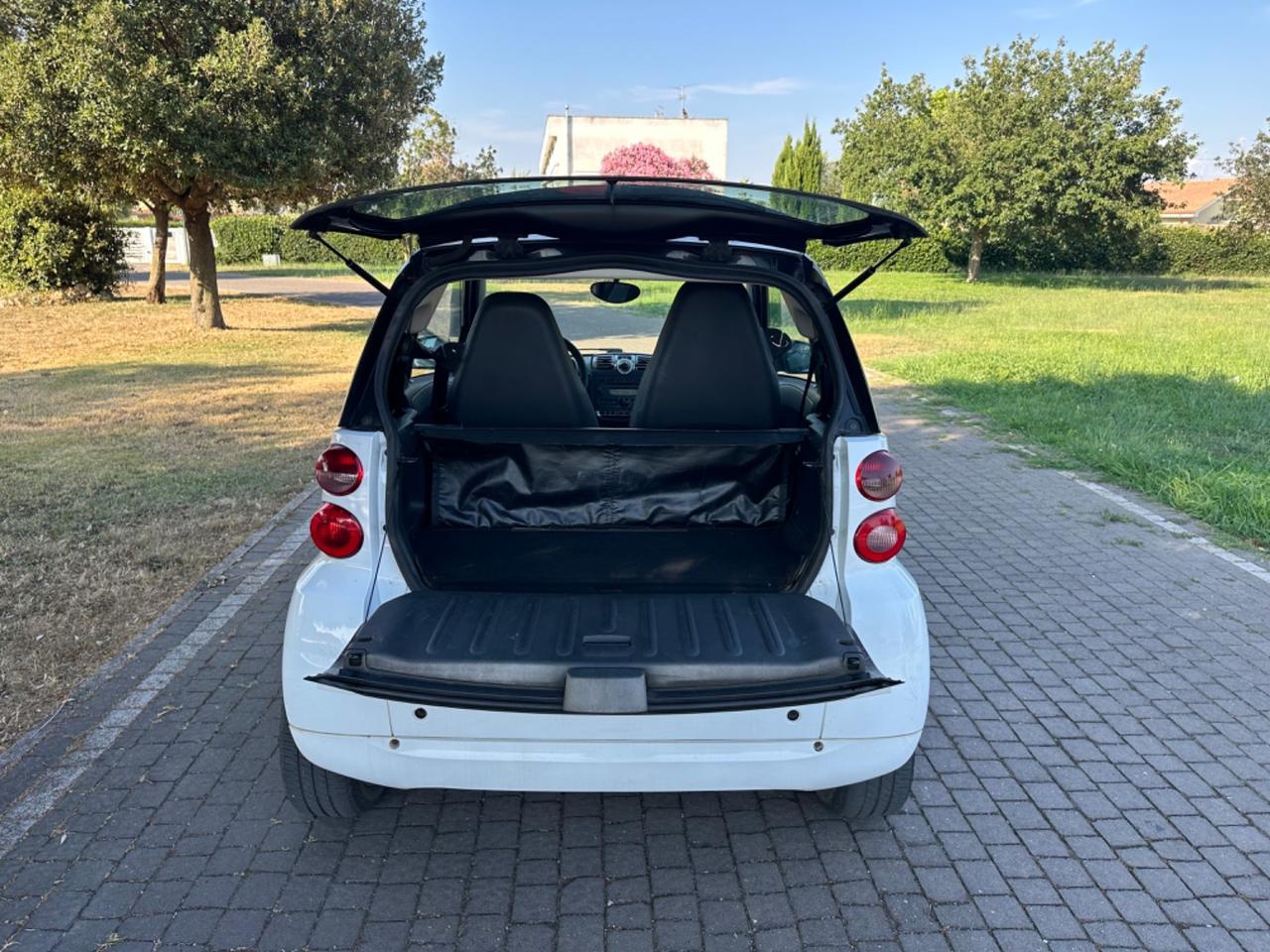 Smart ForTwo 1000 52 kW MHD coupé pure NEOPATENTATI