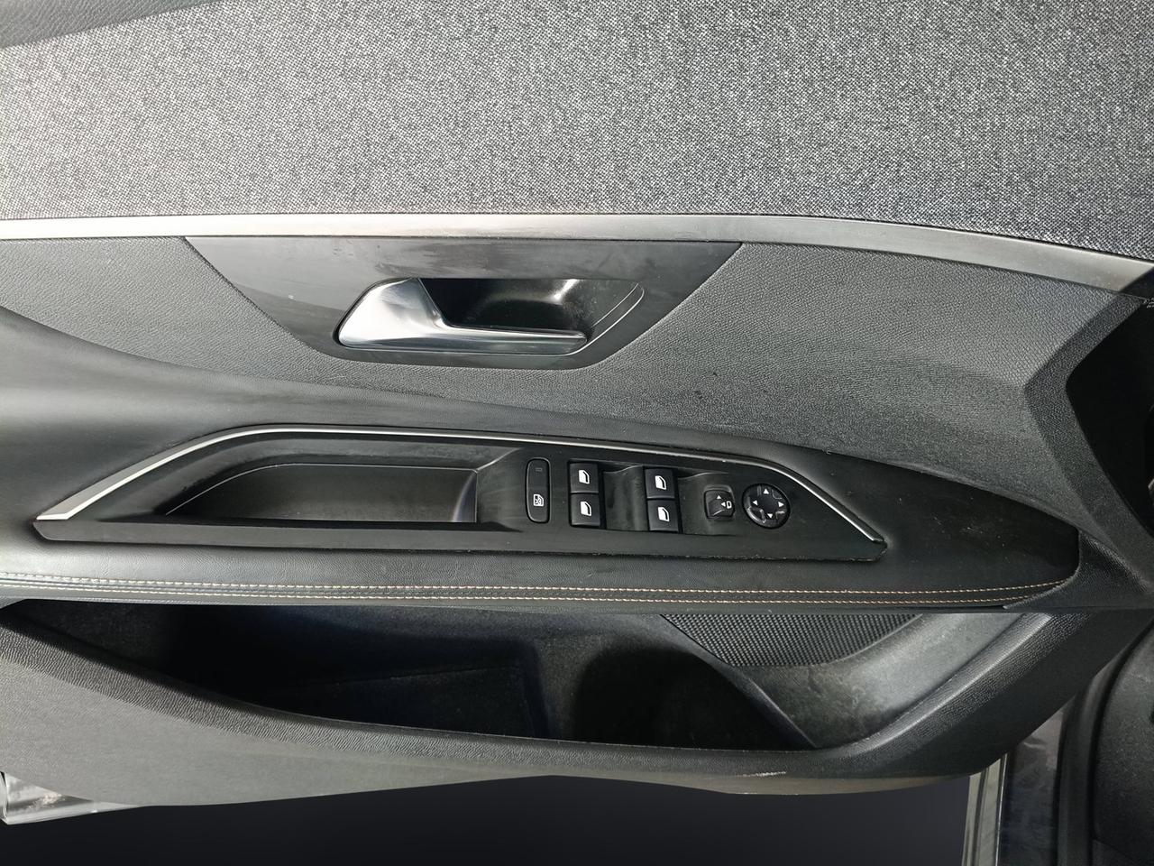 PEUGEOT 3008 II 2016 - 3008 1.5 bluehdi GT Line s&s 130cv eat8