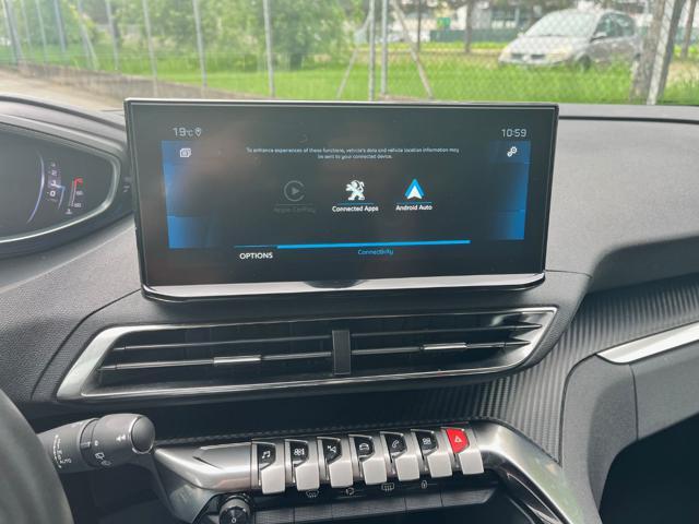 PEUGEOT 3008 BlueHDi 130 S&S EAT8 Allure Pack