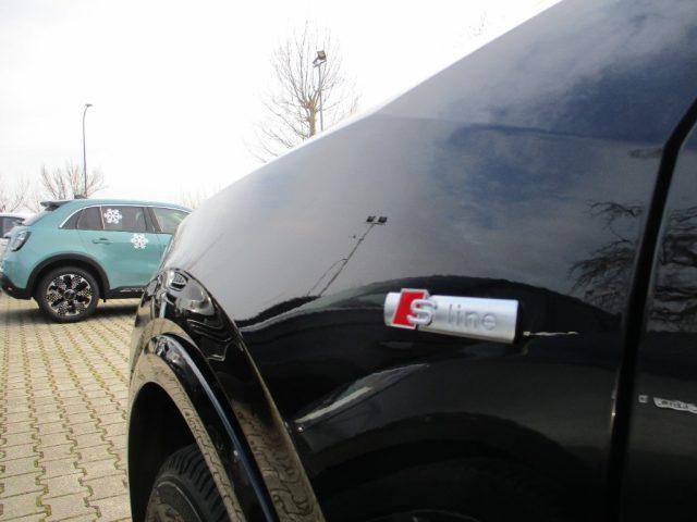 AUDI Q2 30 TDI S-line Edition LED/Camera/CarPlay